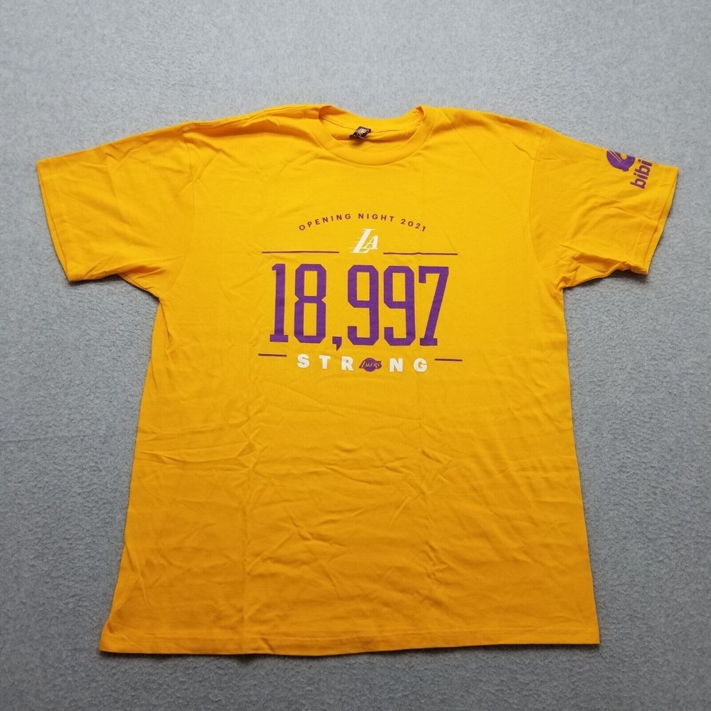 Los Angeles Lakers Shirt Mens XL Yellow Short Sleeve Crew Neck